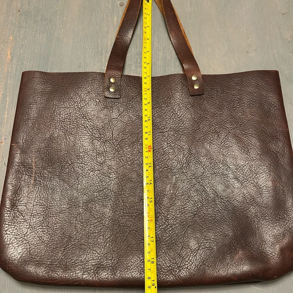Classic Brown Leather Tote Bag - Minimalist Everyday Carry